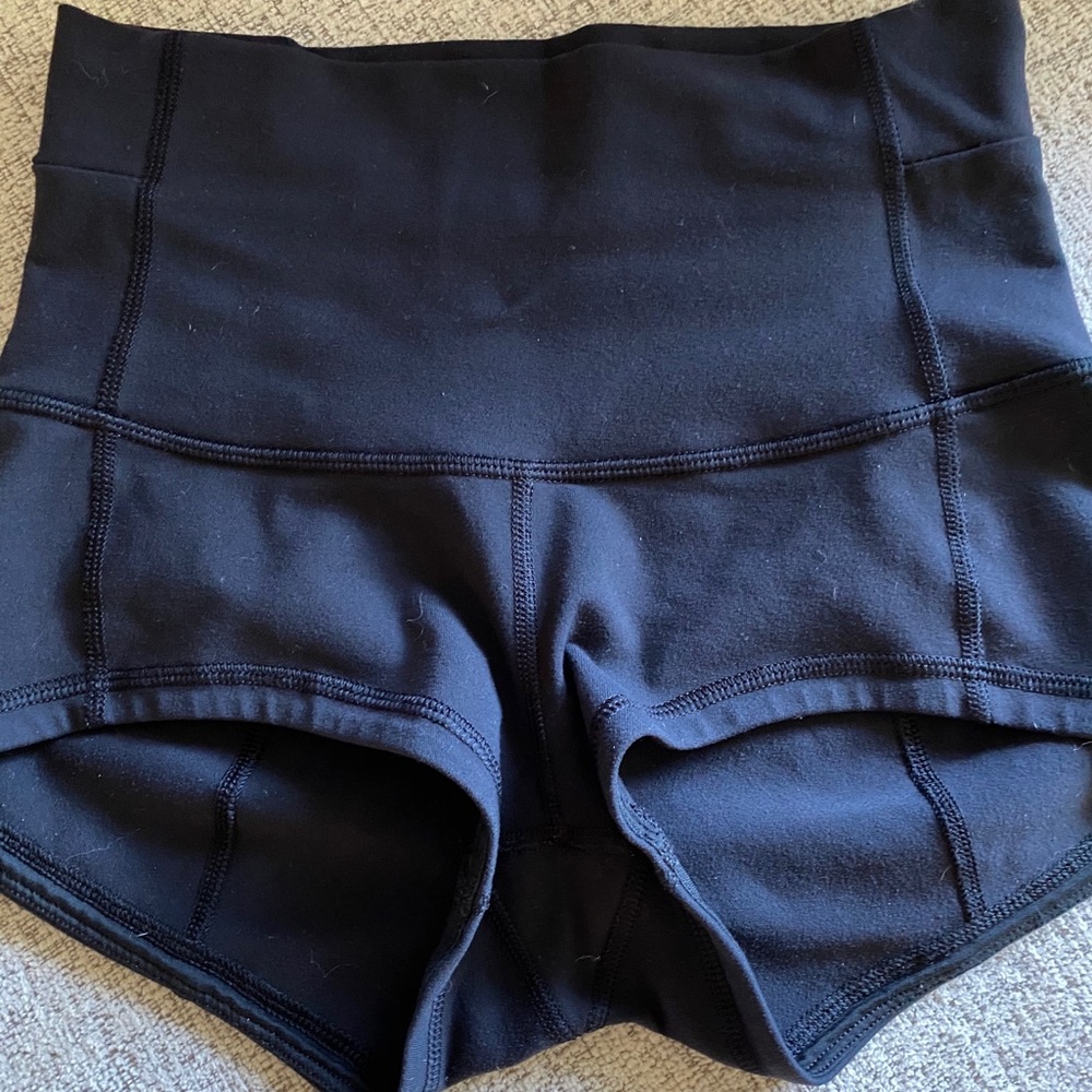 Lululemon spandex shorts